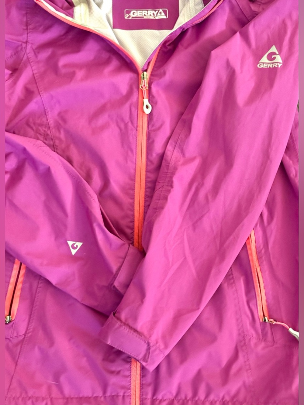 Gerry Weber Girls' Hooded Raincoat in Bright Magenta with Coral Zipper - Picture 5 of 6